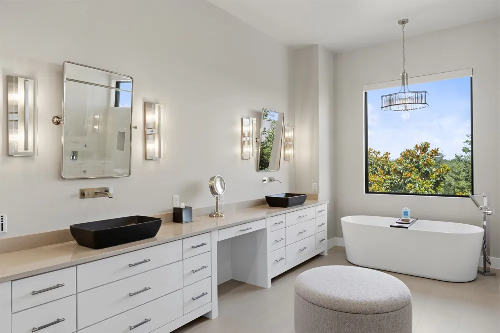 612 Overlook Parkway Horseshoe Bay, TX 78657
