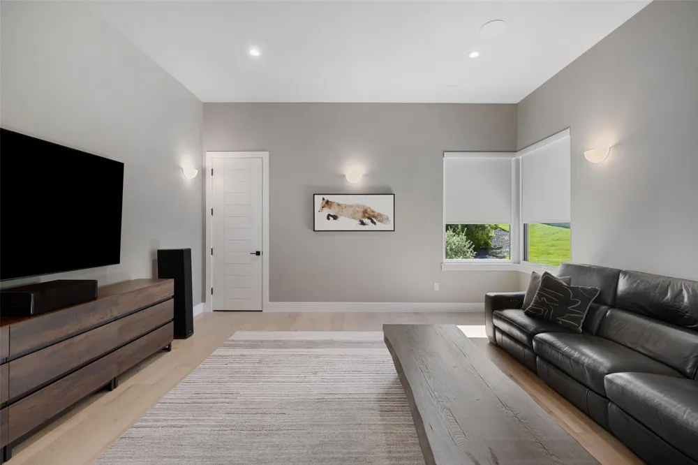 612 Overlook Parkway Horseshoe Bay, TX 78657