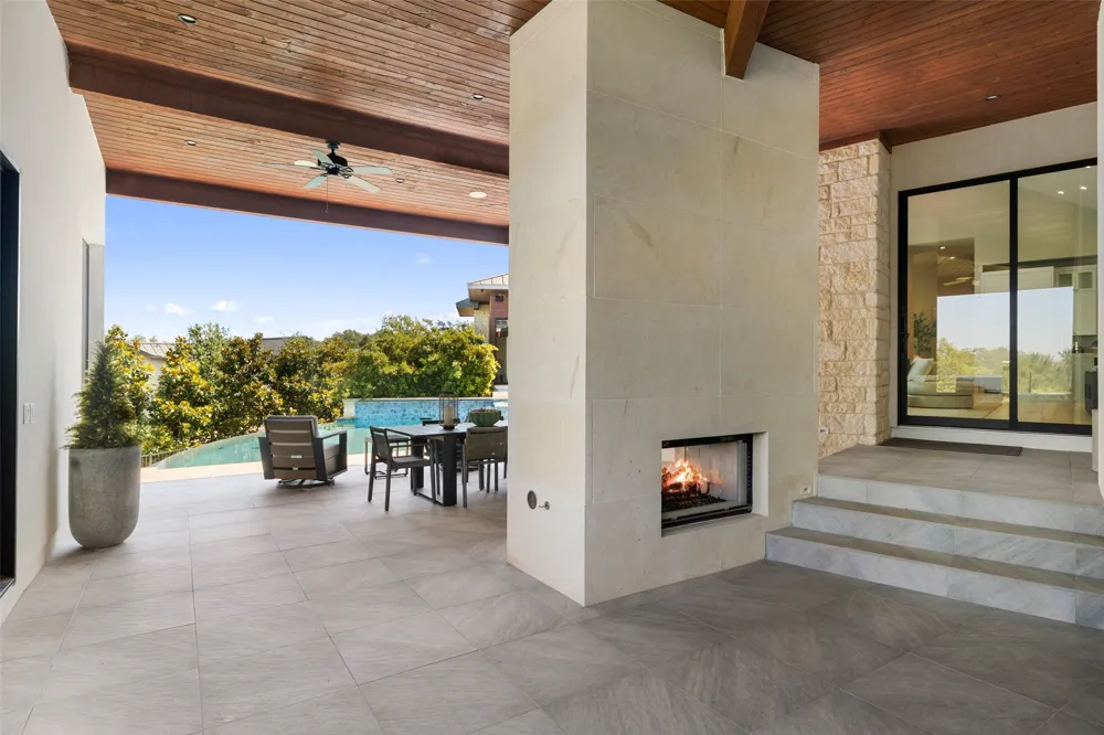 612 Overlook Parkway Horseshoe Bay, TX 78657