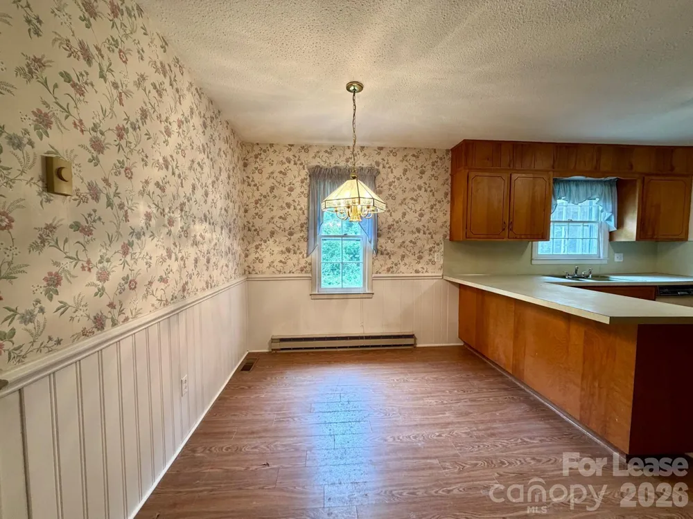3720 S Providence Road Waxhaw, NC 28173