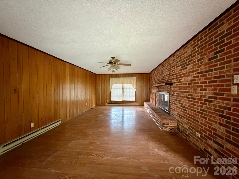 3720 S Providence Road Waxhaw, NC 28173