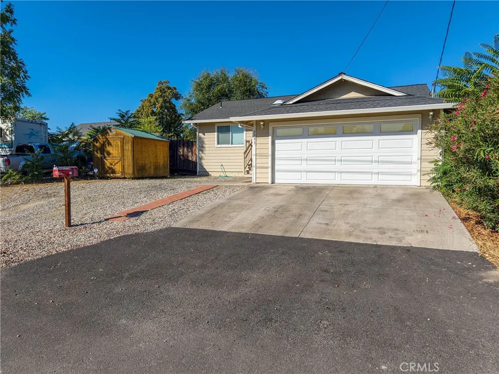 3593 Peony Street Clearlake, CA 95422
