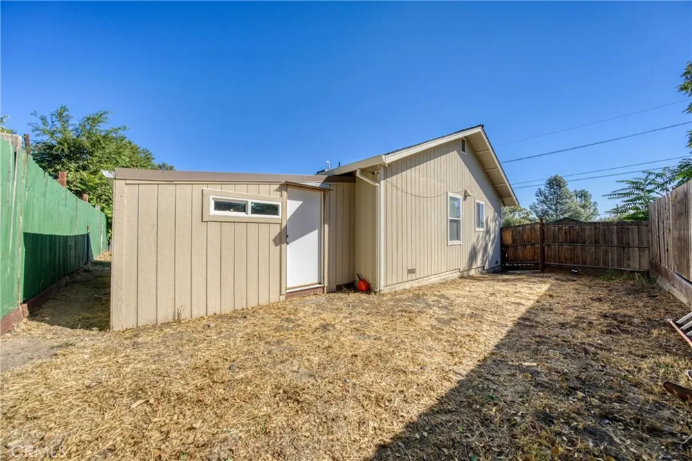 3593 Peony Street Clearlake, CA 95422