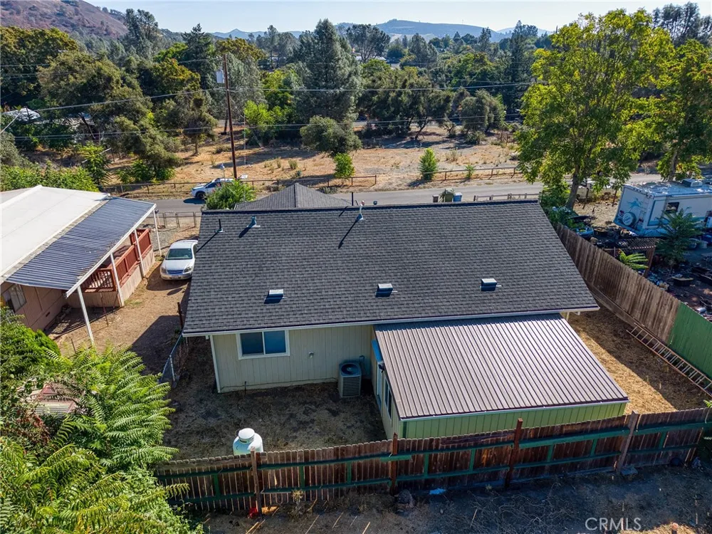3593 Peony Street Clearlake, CA 95422