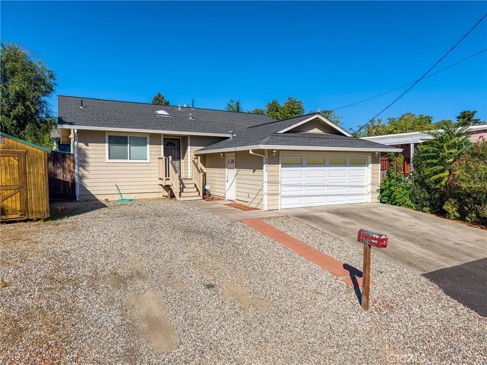 3593 Peony Street Clearlake, CA 95422