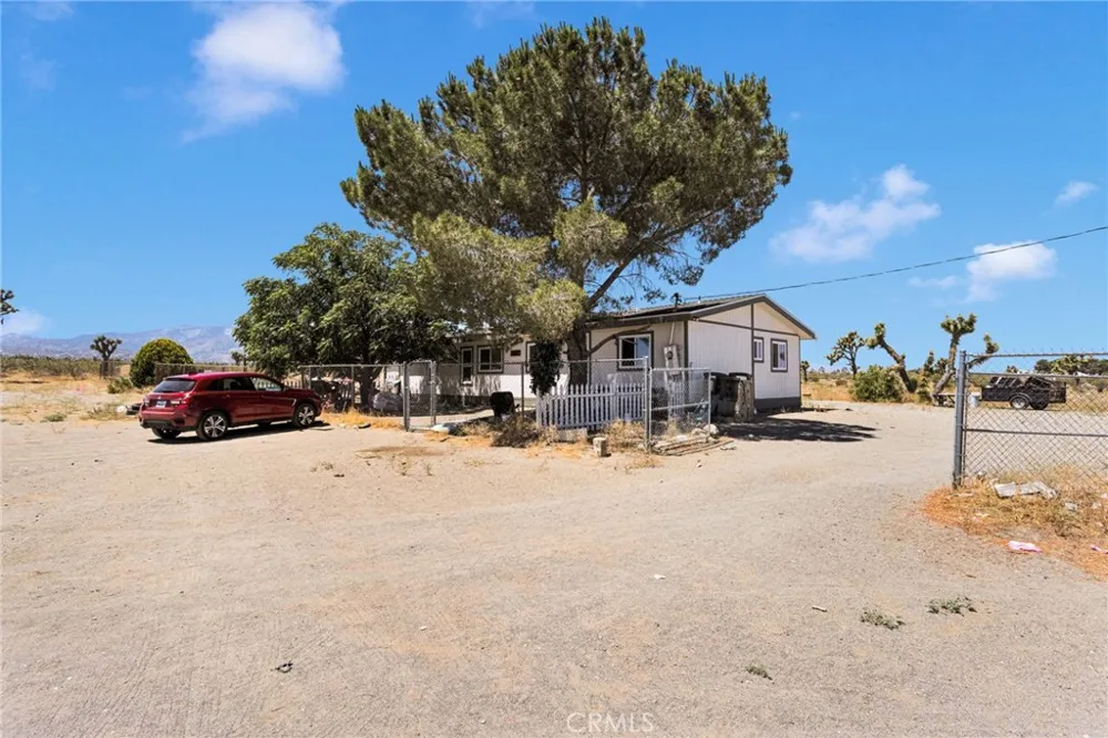 12352 Nugget Phelan, CA 92371