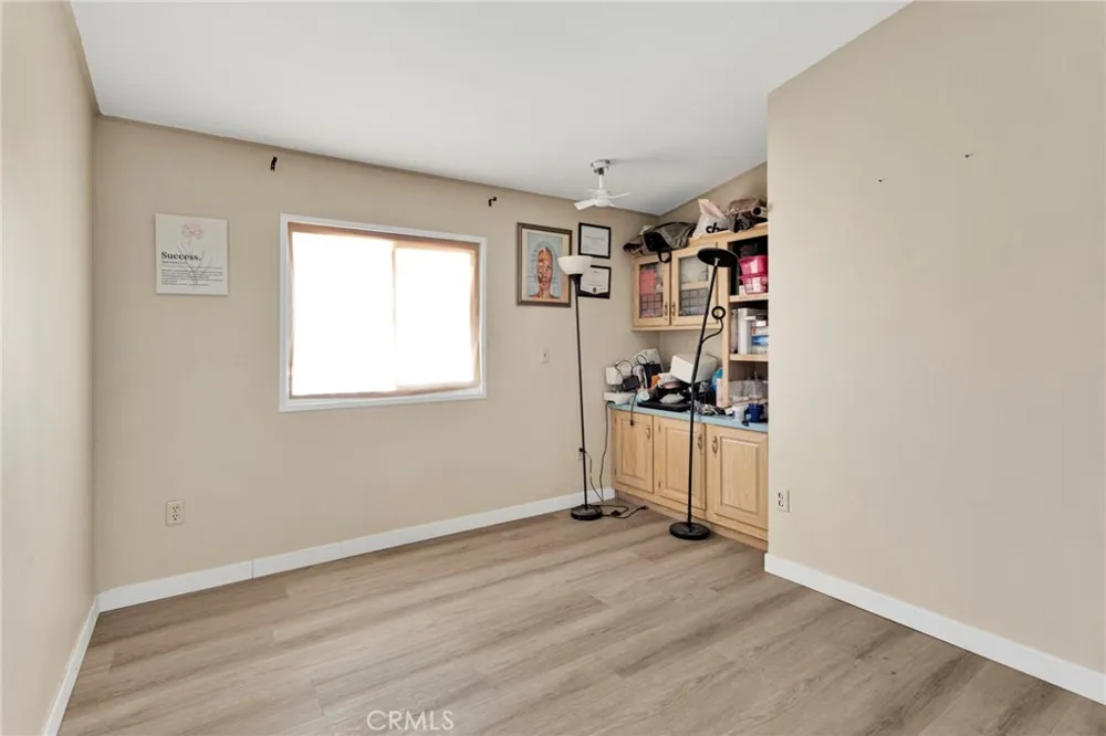 12352 Nugget Phelan, CA 92371