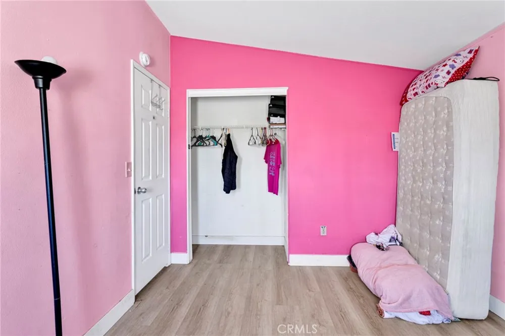 12352 Nugget Phelan, CA 92371