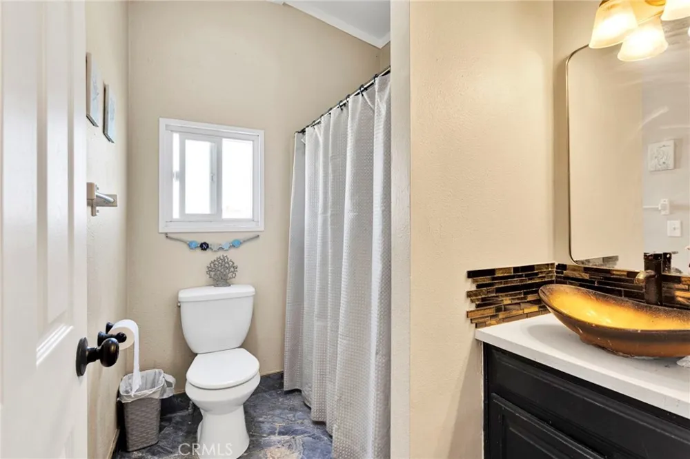 12352 Nugget Phelan, CA 92371