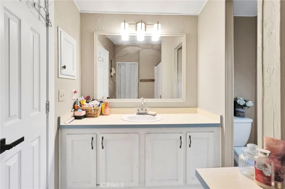 12352 Nugget Phelan, CA 92371