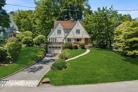 311 Lyncroft Road