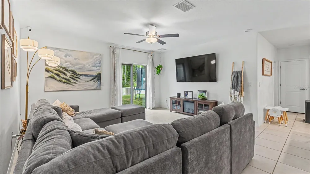 2063 OLD PASTURE LANE Lakeland, FL 33801