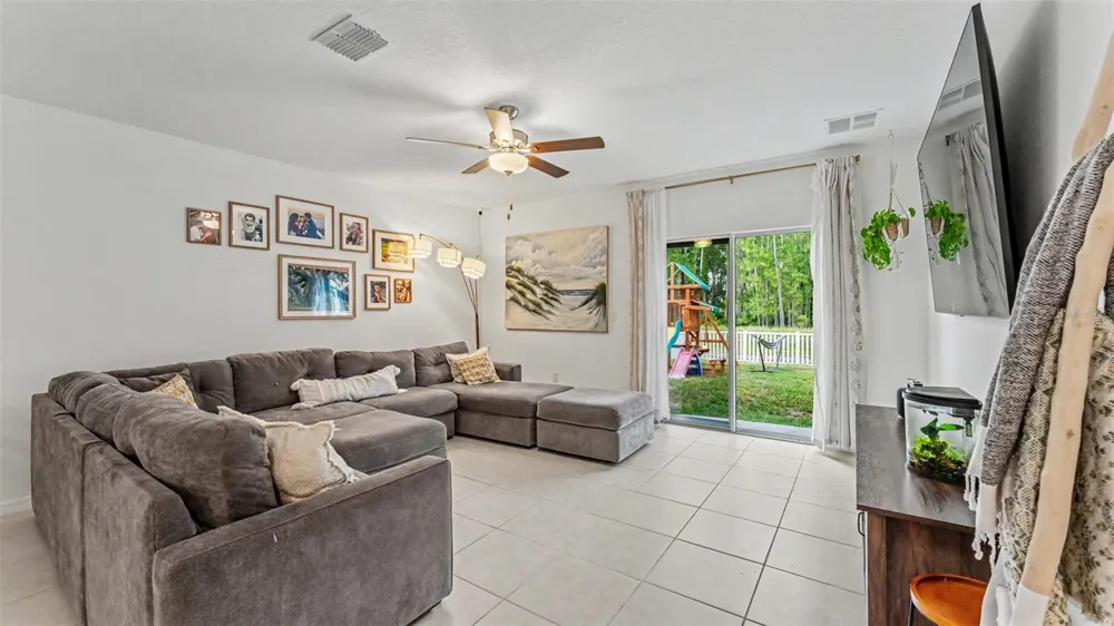 2063 OLD PASTURE LANE Lakeland, FL 33801