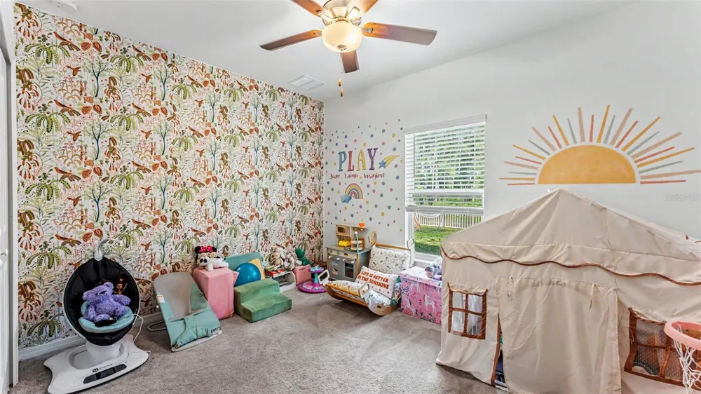 2063 OLD PASTURE LANE Lakeland, FL 33801
