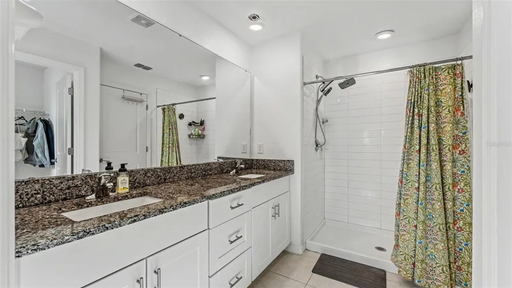 2063 OLD PASTURE LANE Lakeland, FL 33801