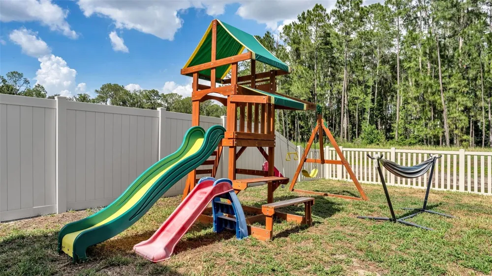 2063 OLD PASTURE LANE Lakeland, FL 33801