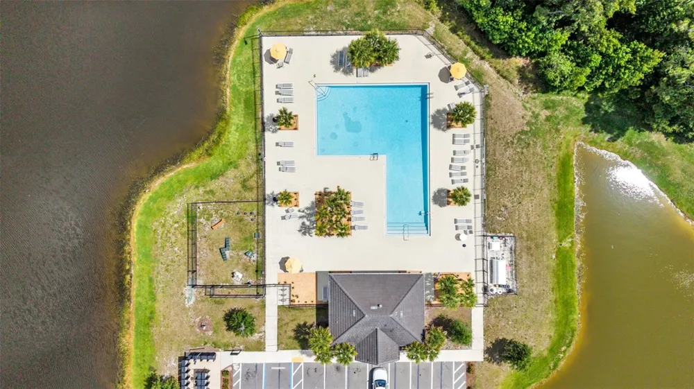 2063 OLD PASTURE LANE Lakeland, FL 33801