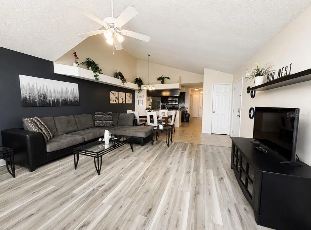2747 POINCIANA BOULEVARD #10 Kissimmee, FL 34746