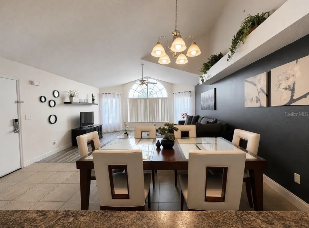2747 POINCIANA BOULEVARD #10 Kissimmee, FL 34746