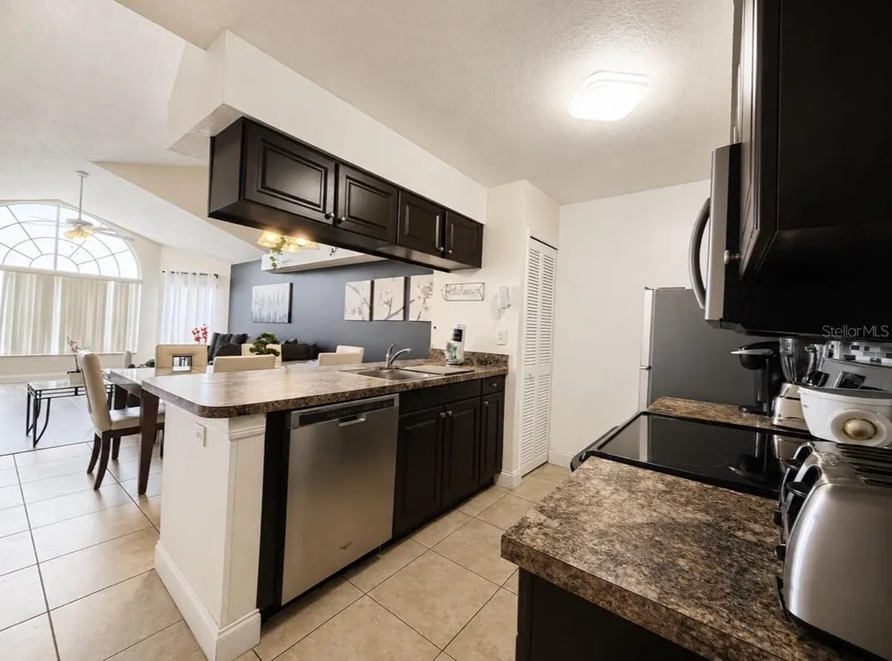 2747 POINCIANA BOULEVARD #10 Kissimmee, FL 34746
