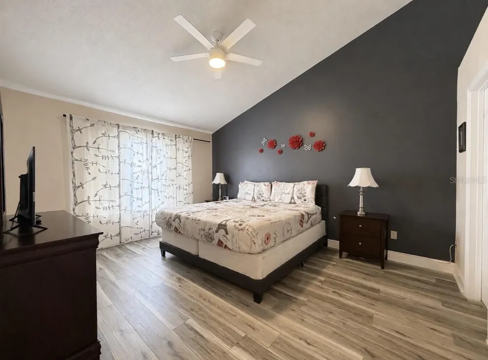 2747 POINCIANA BOULEVARD #10 Kissimmee, FL 34746