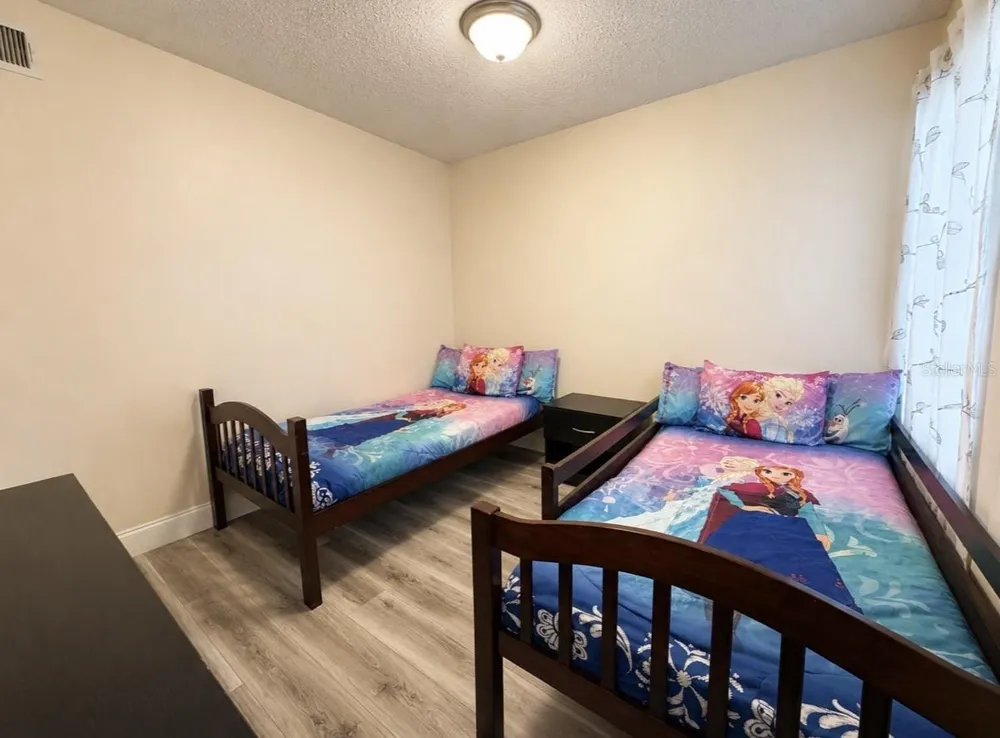 2747 POINCIANA BOULEVARD #10 Kissimmee, FL 34746