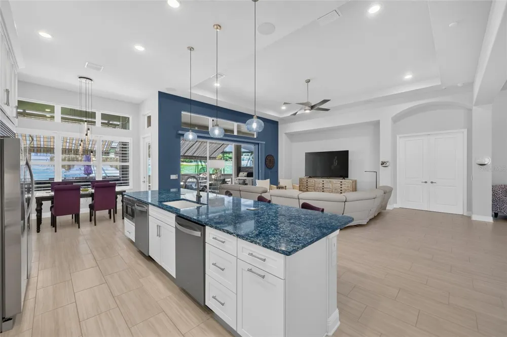 1500 W ALTON BAY PLACE Hernando, FL 34442