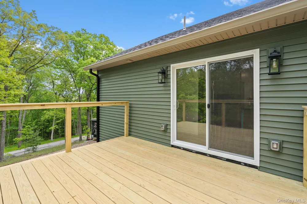 61 Smith Avenue Walden, NY 12586