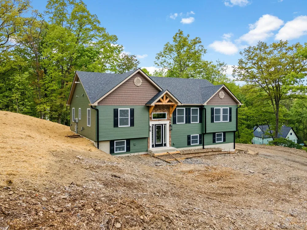 61 Smith Avenue Walden, NY 12586