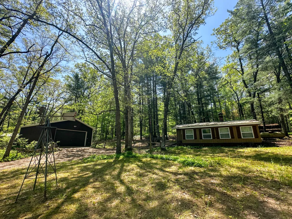 8923 W Toma Trail Irons, MI 49644