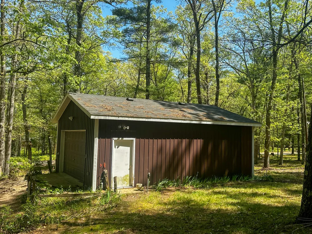 8923 W Toma Trail Irons, MI 49644