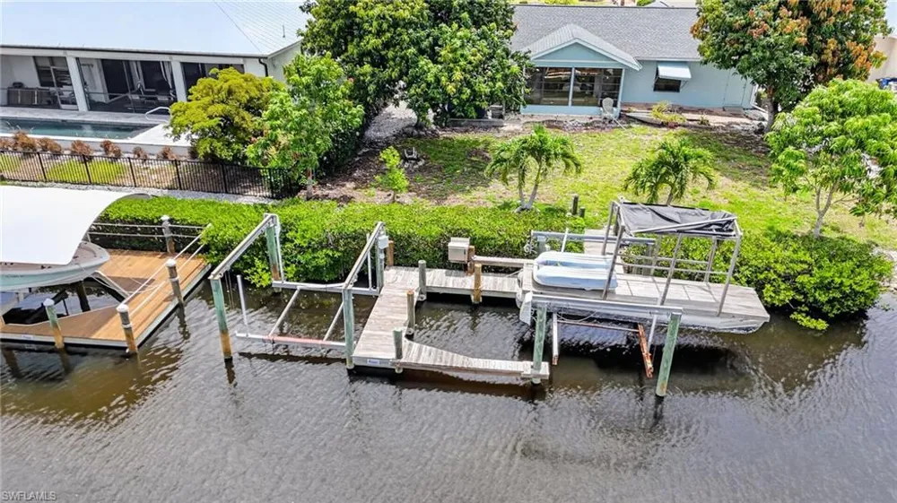 5330 Genesee Parkway Bokeelia, FL 33922