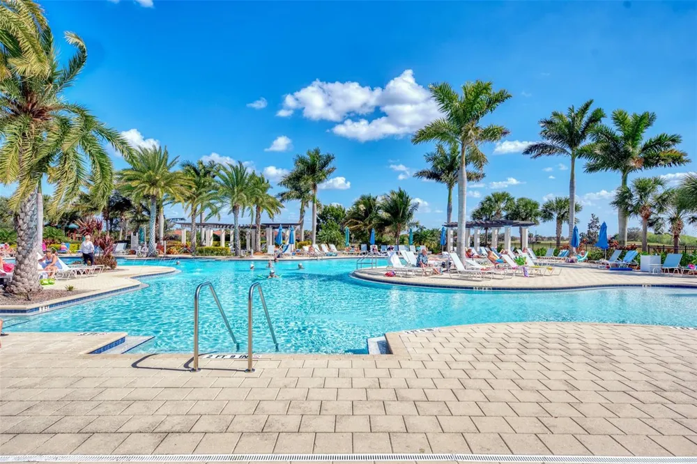 23321 AWABUKI DRIVE #8-102 Venice, FL 34293