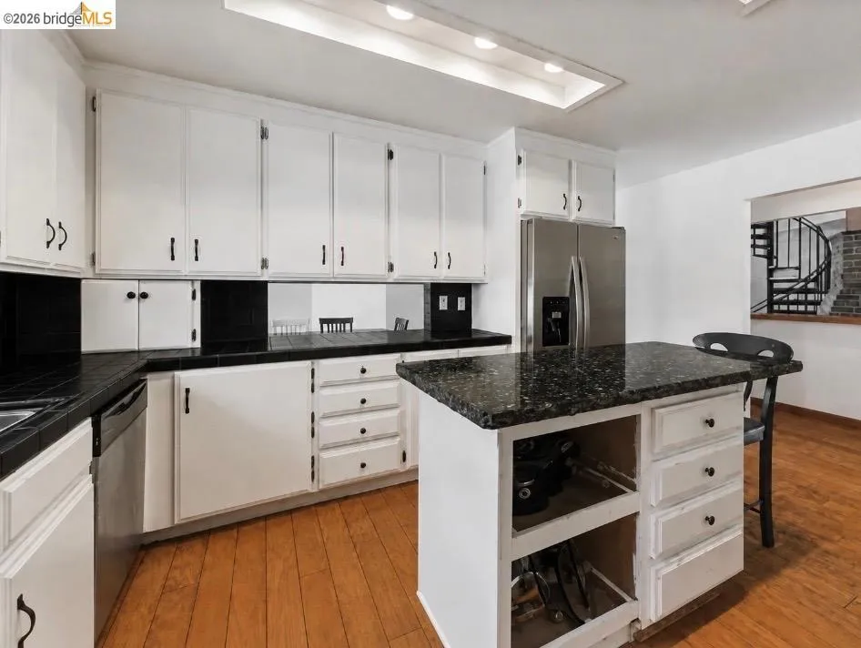 18344 Zeni Ln Tuolumne, CA 95379