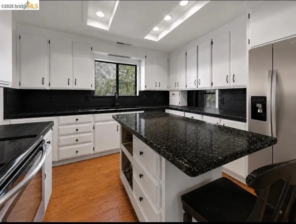 18344 Zeni Ln Tuolumne, CA 95379