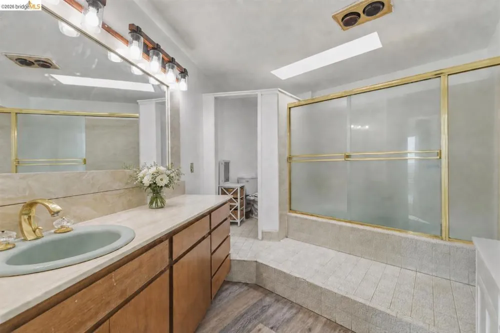 18344 Zeni Ln Tuolumne, CA 95379