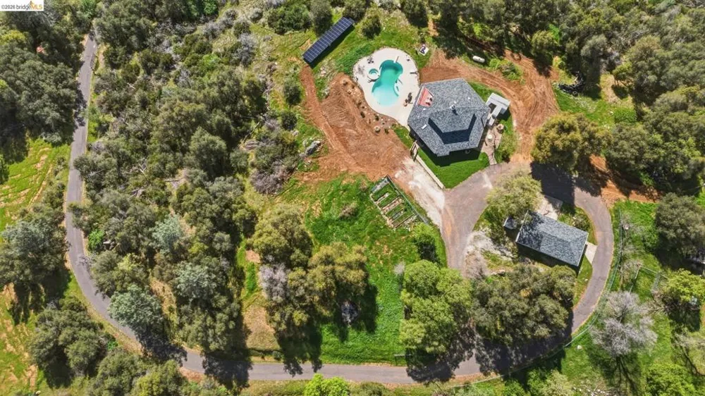 18344 Zeni Ln Tuolumne, CA 95379