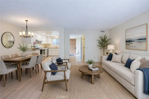 1008 Las Lomas Unit C