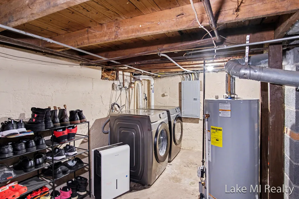 3809 Jefferson Avenue SE Wyoming, MI 49548