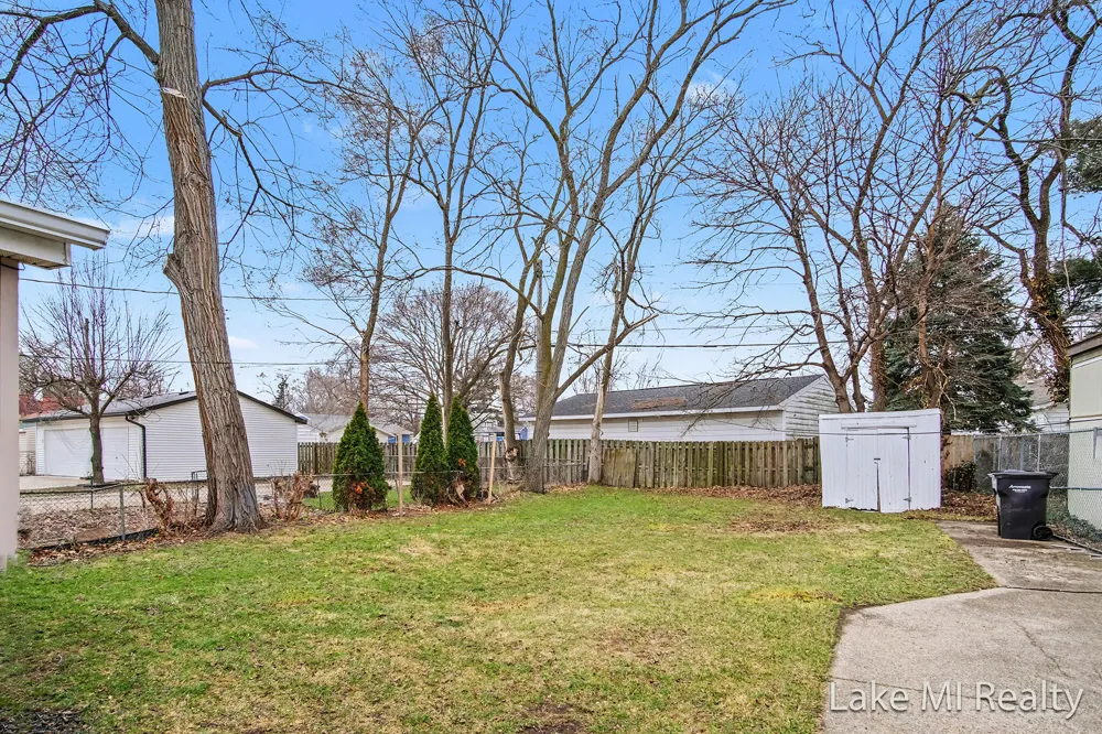 3809 Jefferson Avenue SE Wyoming, MI 49548