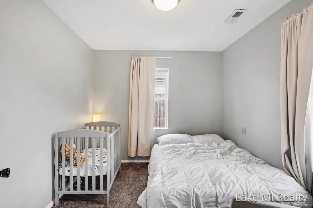 3809 Jefferson Avenue SE Wyoming, MI 49548