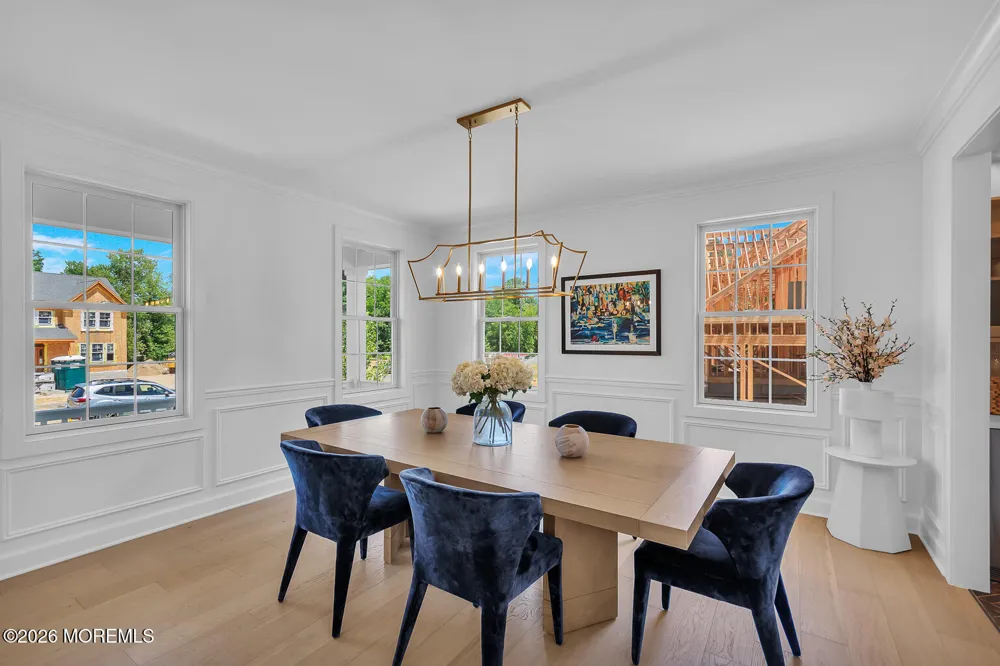 1 Barrington Court Holmdel, NJ 07733