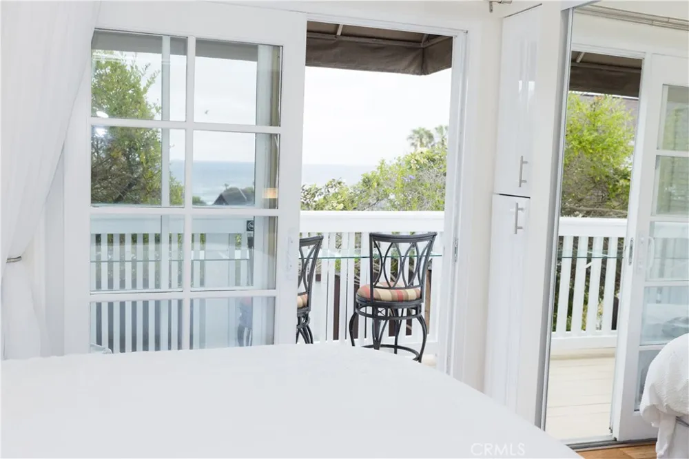 464 Bent Street #C Laguna Beach, CA 92651