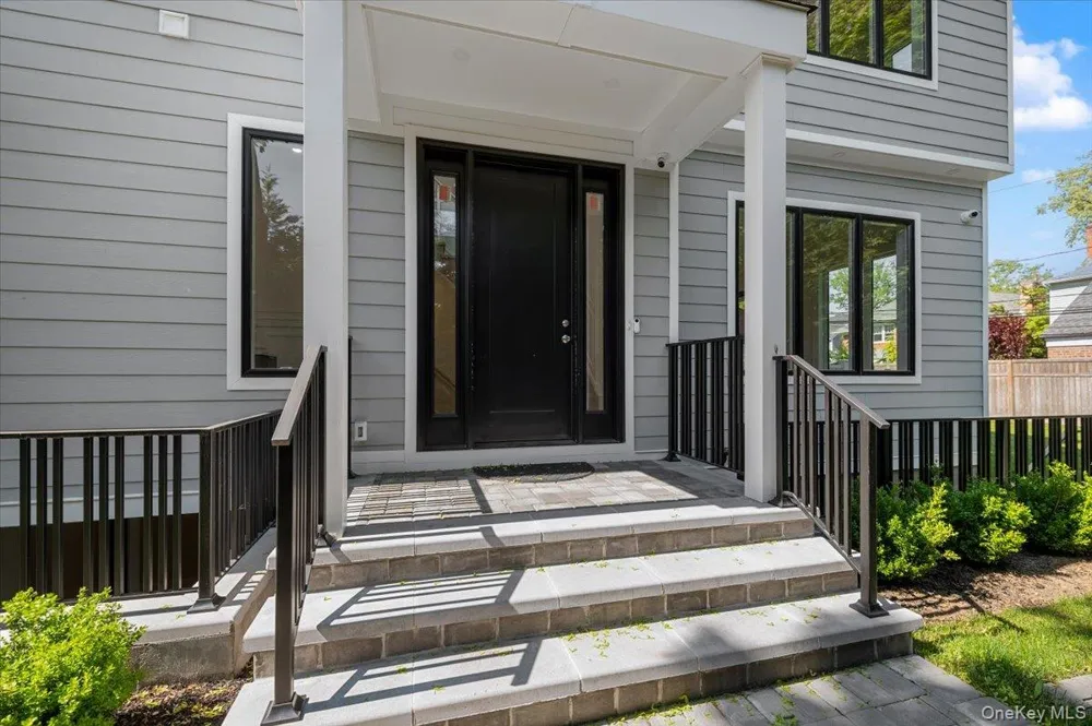 8 Sealy Drive Lawrence, NY 11559