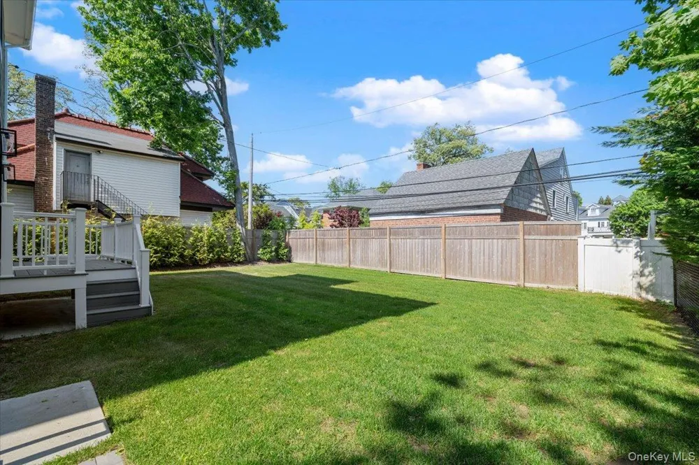 8 Sealy Drive Lawrence, NY 11559