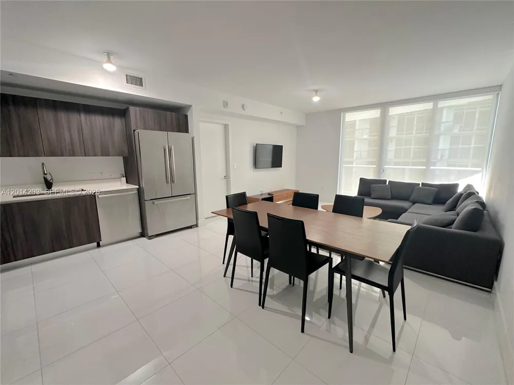 488 NE 18th St #2502 Miami, FL 33132