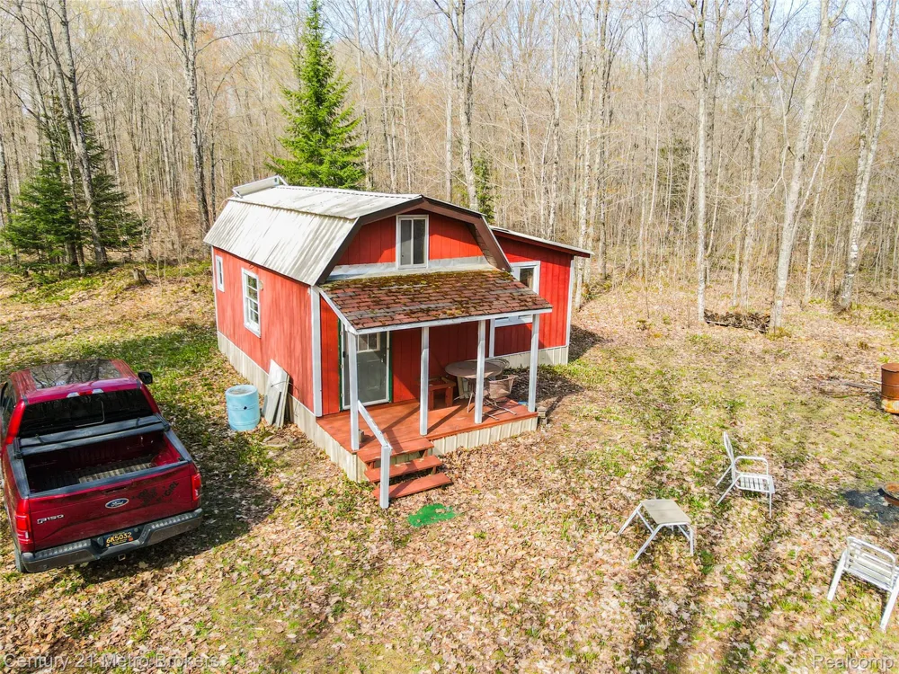 21821 Krenkel Mcmillan Township, MI 49868