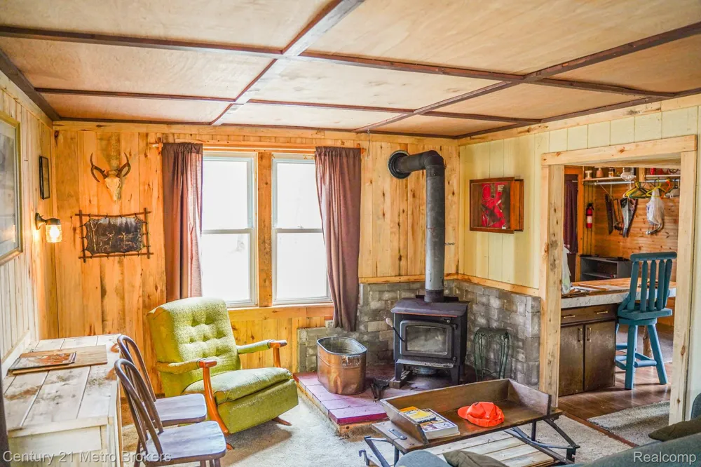 21821 Krenkel Mcmillan Township, MI 49868