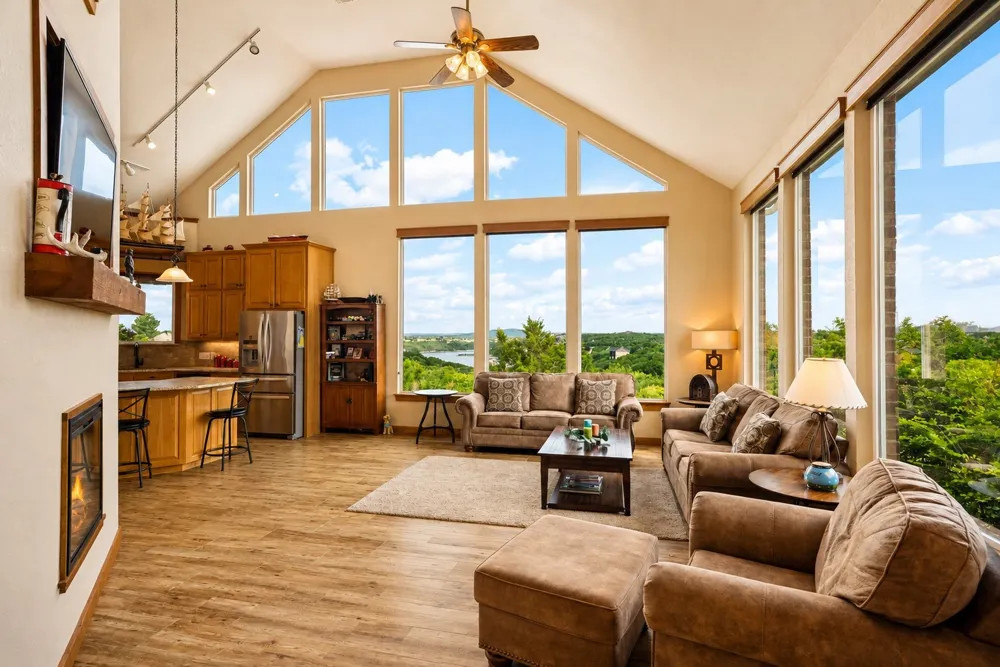 350 Castle Harbour Drive Graford, TX 76449