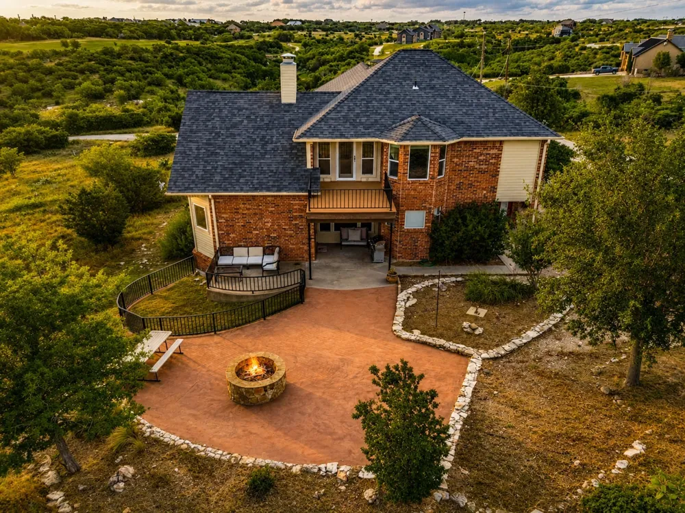 350 Castle Harbour Drive Graford, TX 76449